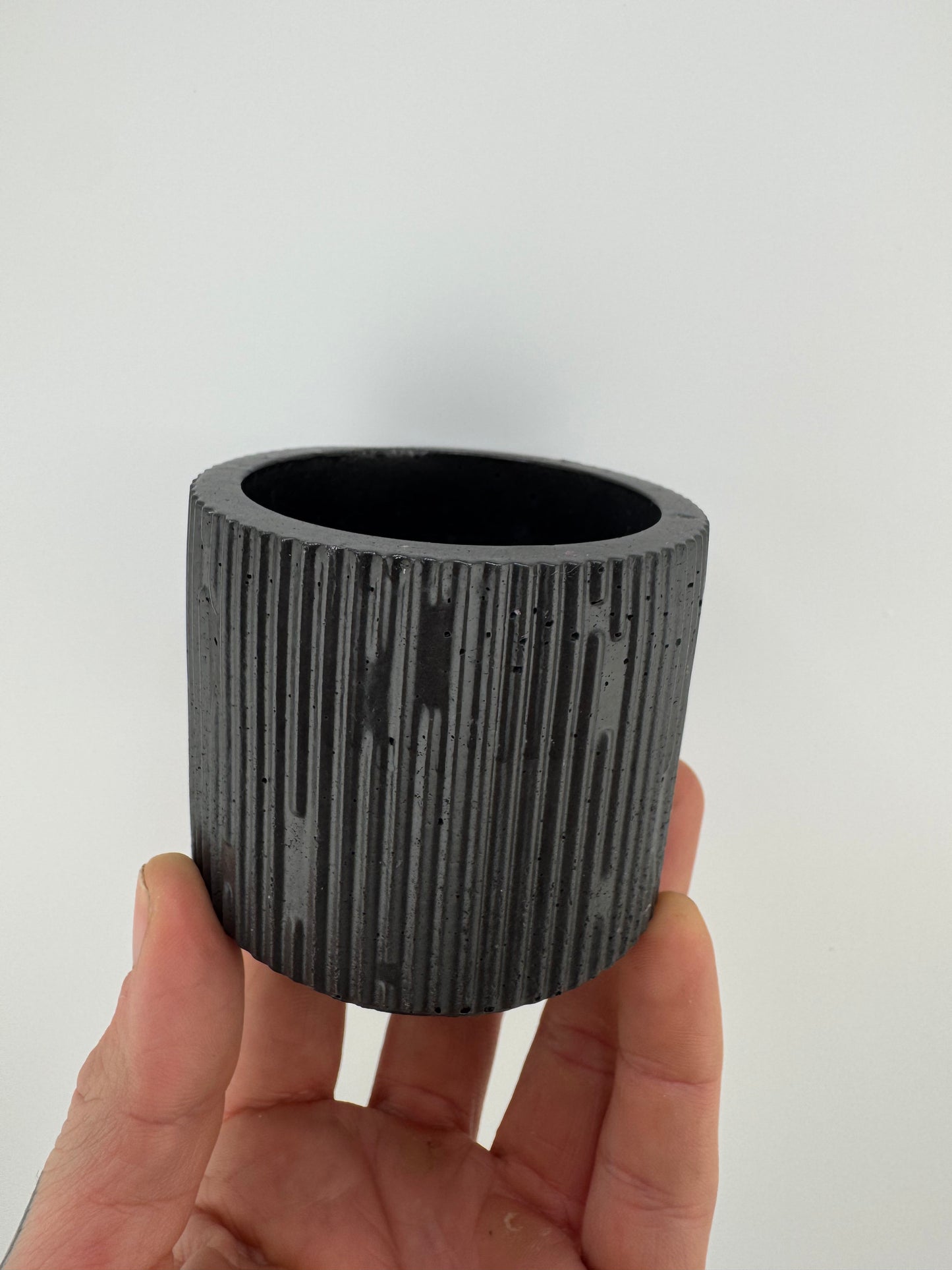 Short Striped Pot