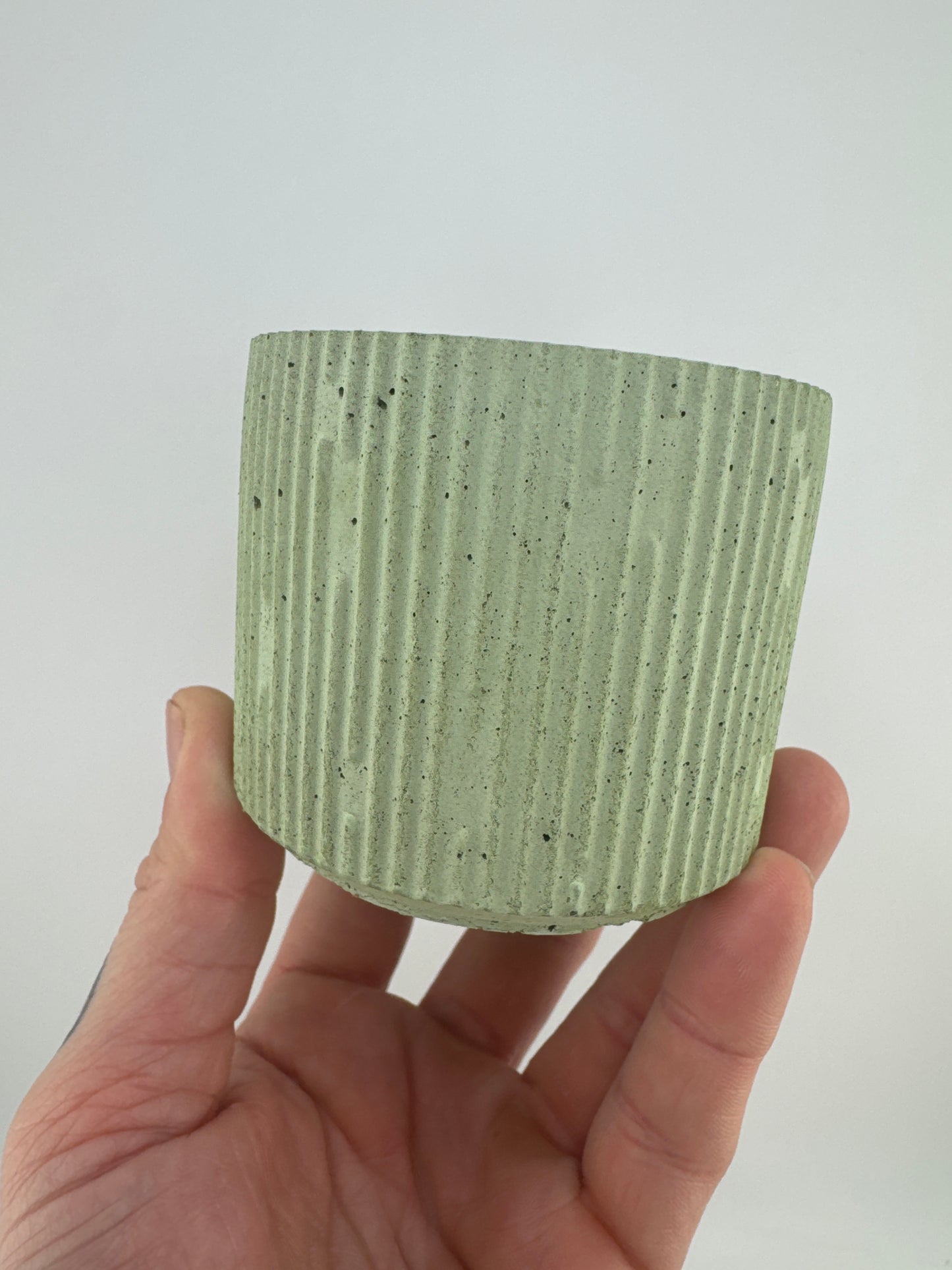 Short Striped Pot