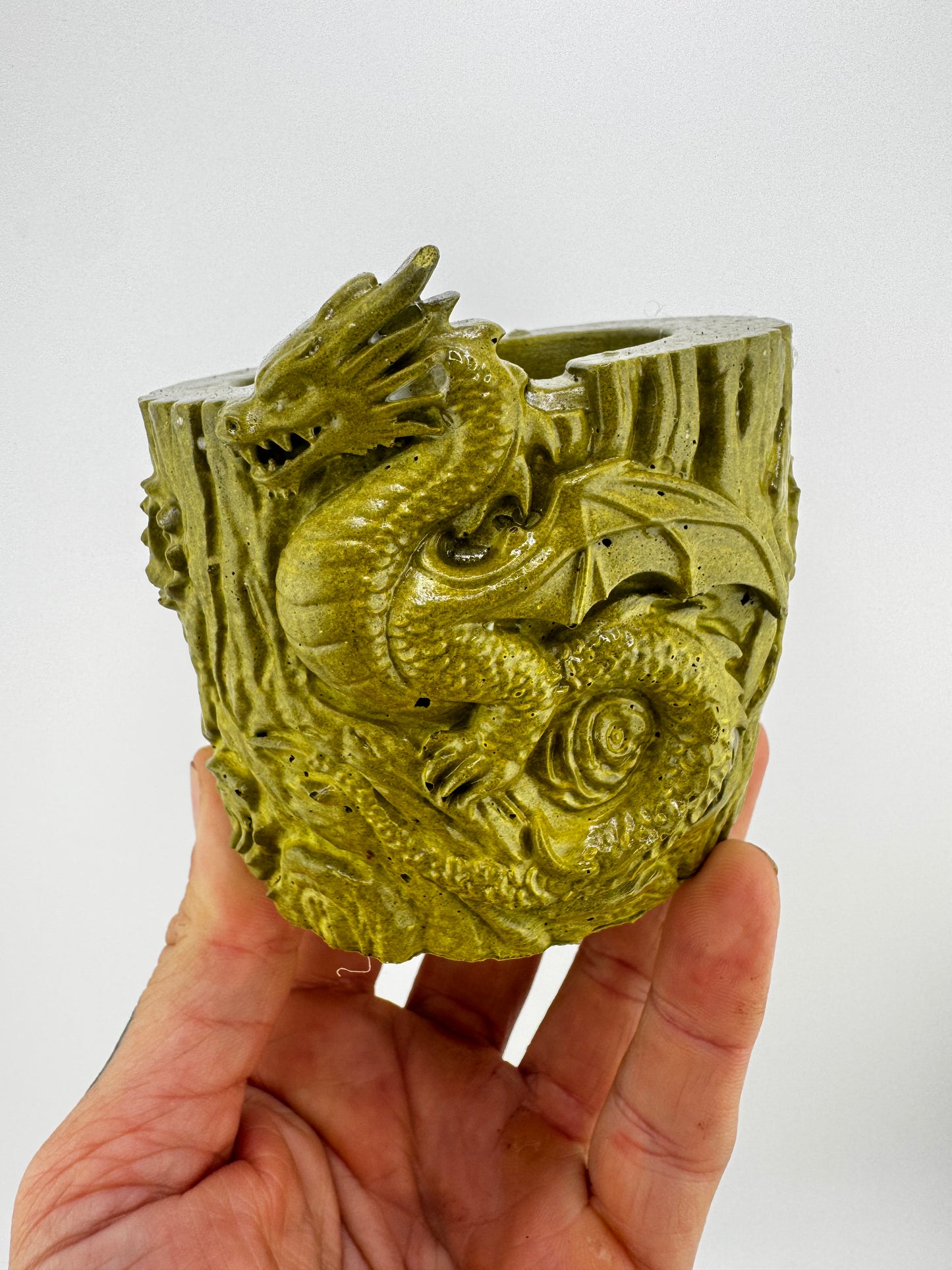 Dragon Stump Pot