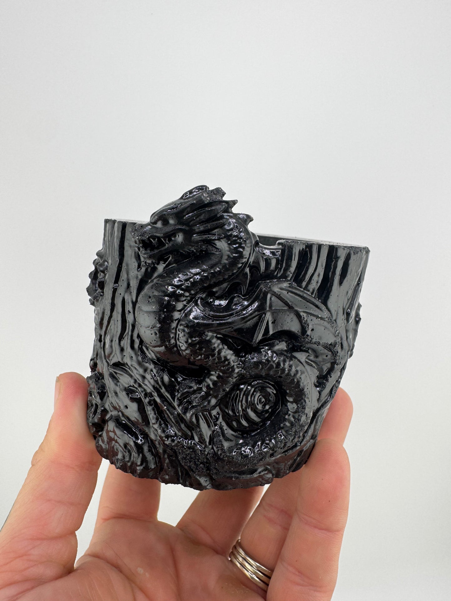 Dragon Stump Pot